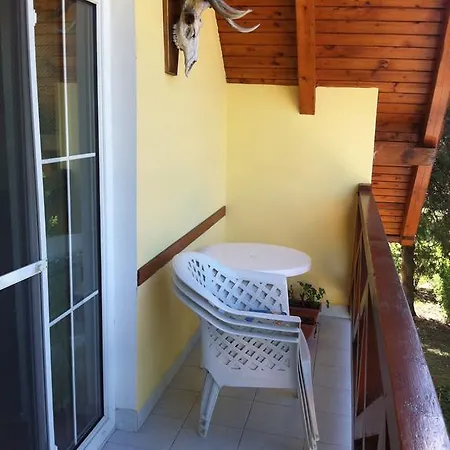 Hortenzia Apartmanhaz Apartment Balatonlelle
