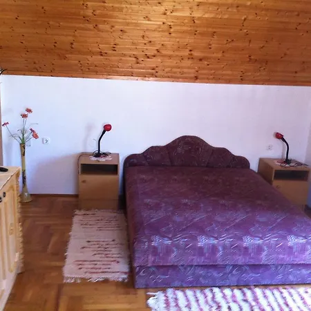 Apartment Hortenzia Apartmanhaz *