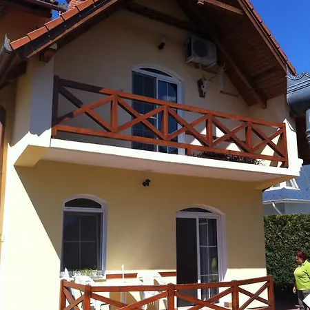 Hortenzia Apartmanhaz Balatonlelle