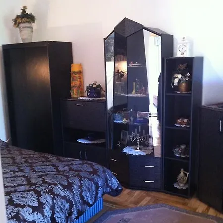 Apartment Hortenzia Apartmanhaz *